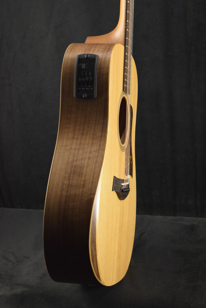 Taylor Taylor Academy 10e Dreadnought Walnut/Torrefied Spruce Natural