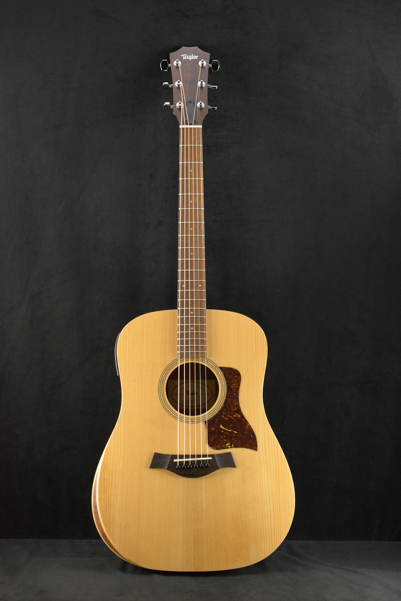 Taylor Taylor Academy 10e Dreadnought Walnut/Torrefied Spruce Natural