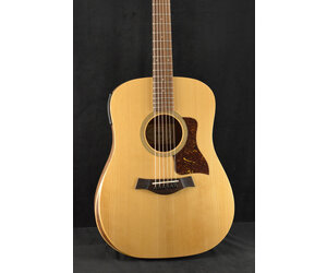 Taylor エレアコ　Academy 10e Amazon.com: Taylor Academy 10e Acoustic-Electric Guitar