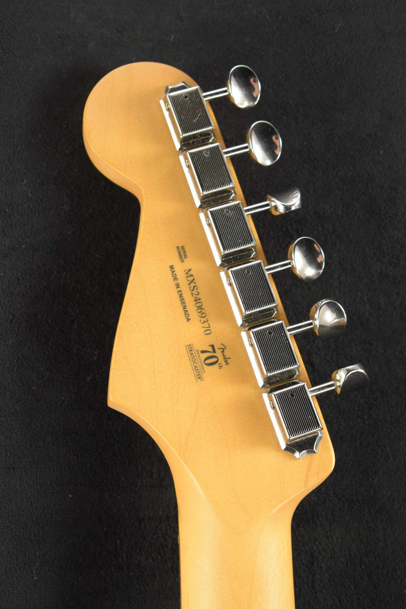 Fender Fender Player II Stratocaster HSS Transparent Cherry Burst Rosewood Fingerboard