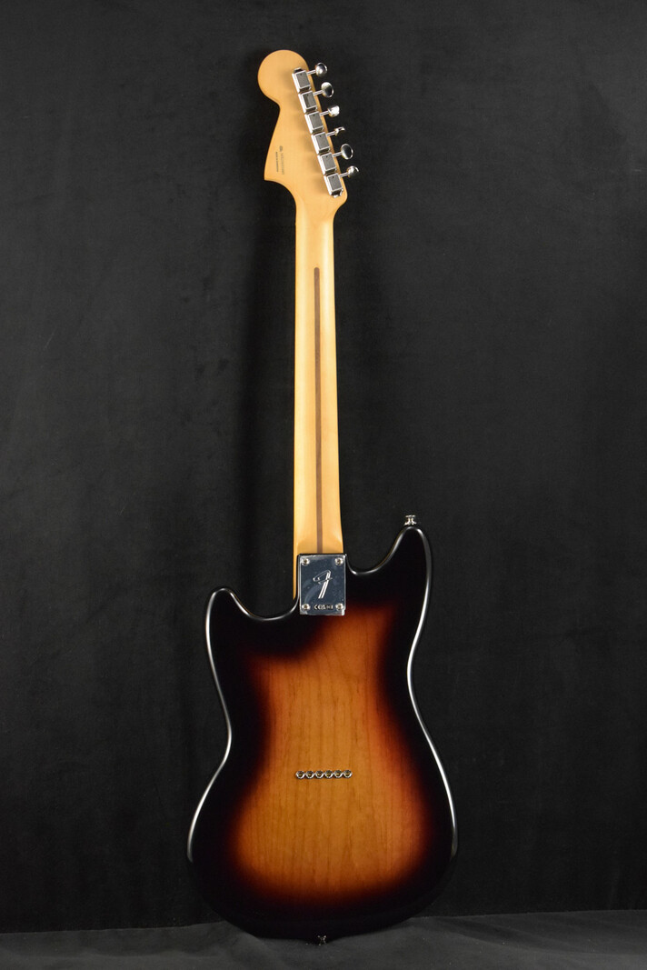 Fender Fender Player II Mustang 3-Color Sunburst Maple Fingerboard