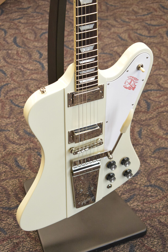 Epiphone Epiphone Inspired by Gibson Custom 1963 Firebird V Reissue With Maestro Vibrola Polaris White