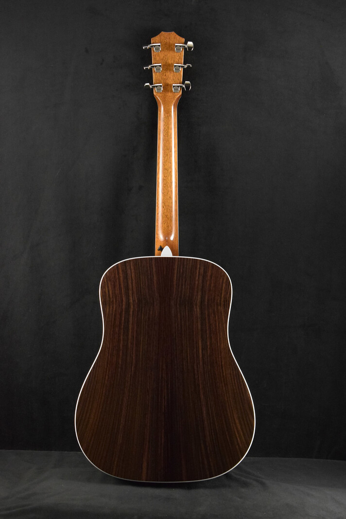 Taylor Taylor Legacy 810e LR Baggs Element VTC Dreadnought