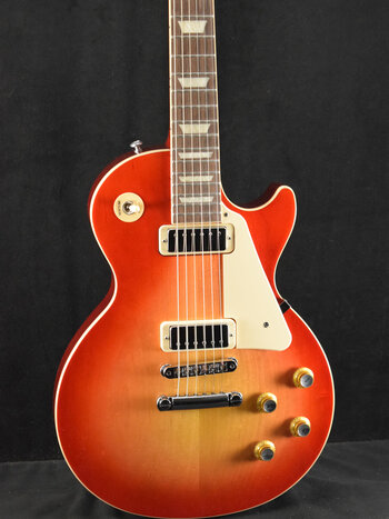 Gibson Gibson Les Paul 70s Deluxe 70s Cherry Sunburst