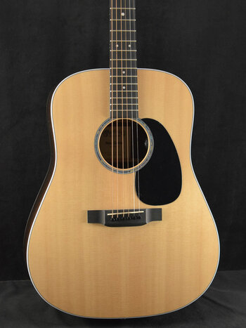 Martin Martin D-13E Dreadnought Acoustic-Electric Ziricote Natural