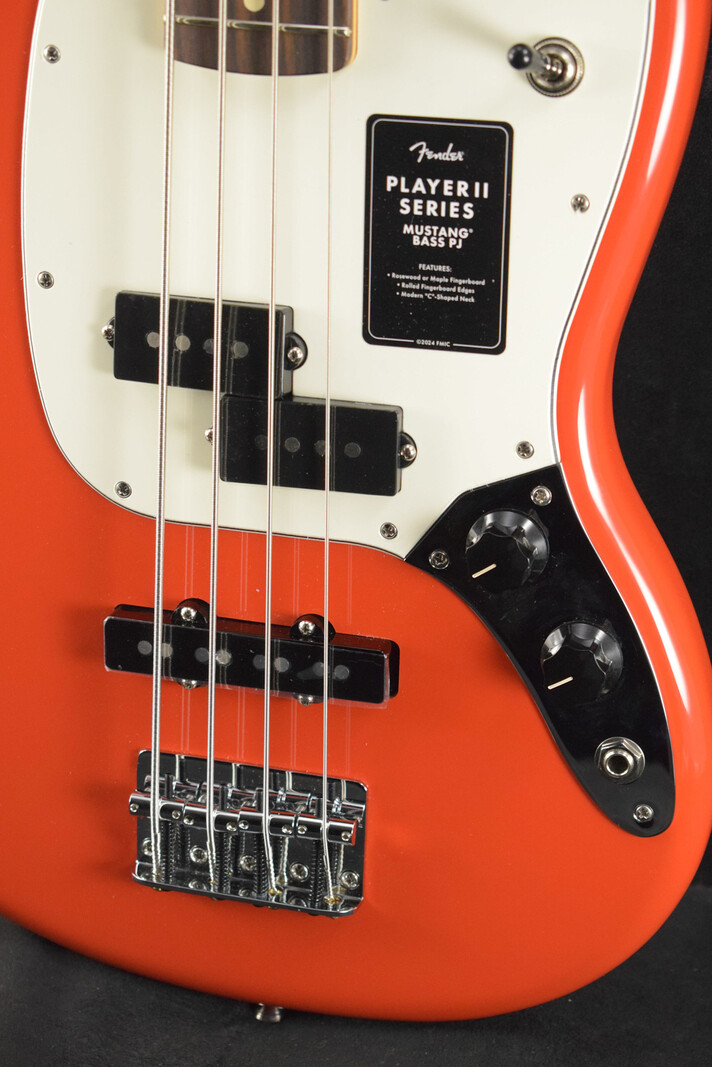 Fender Fender Player II Mustang Bass PJ Coral Red Rosewood Fingerboard