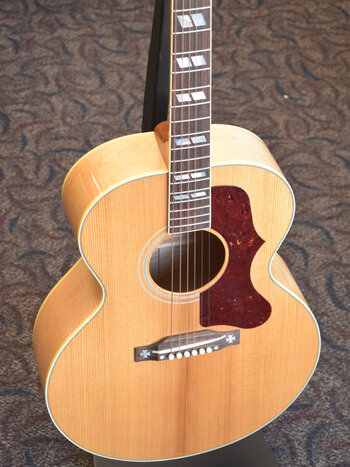 Gibson Gibson Custom Shop 1952 J-185 Antique Natural