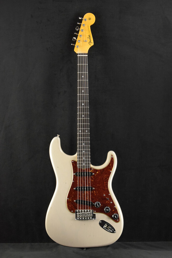 Fender Fender Limited Edition Roasted Stratocaster Journeyman Relic with Closet Classic Hardware Dirty White Blonde