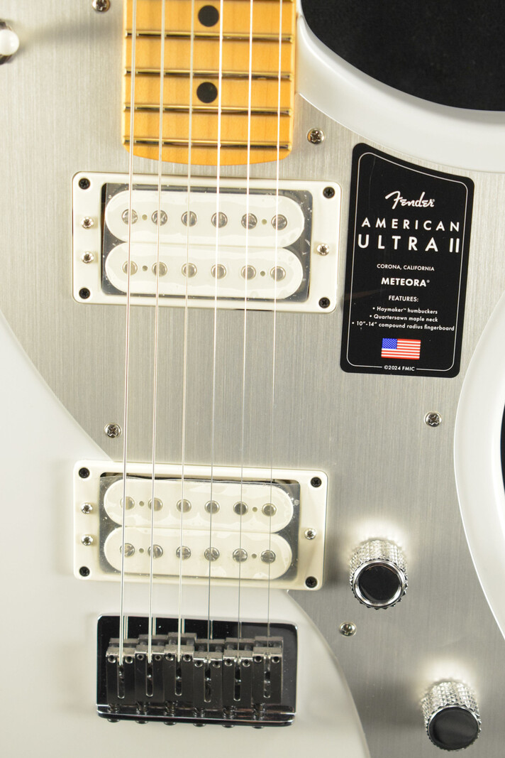 Fender Fender American Ultra II Meteora Avalanche Maple Fingerboard