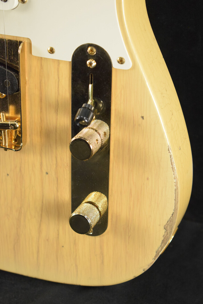 Fender Fender Limited Edition Hotshot Telecaster Relic Aged Natural Blonde 1-Piece Quartersawn Maple Neck