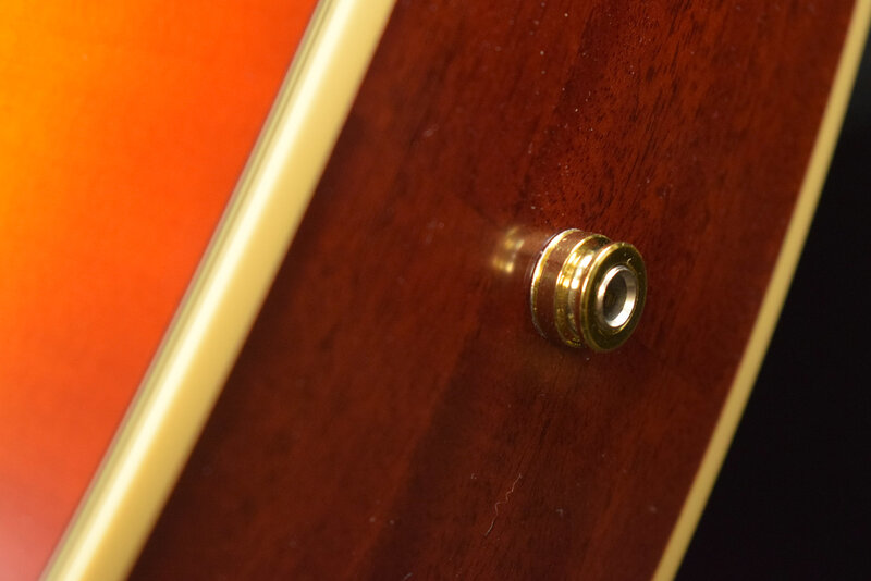 Epiphone Epiphone Inspired by Gibson Hummingbird Aged Cherry Sunburst Gloss