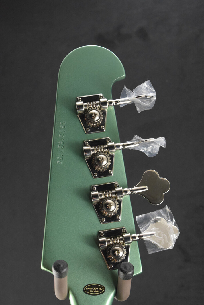 Epiphone Epiphone Thunderbird '64 Bass Guitar Inverness Green w/Gig Bag