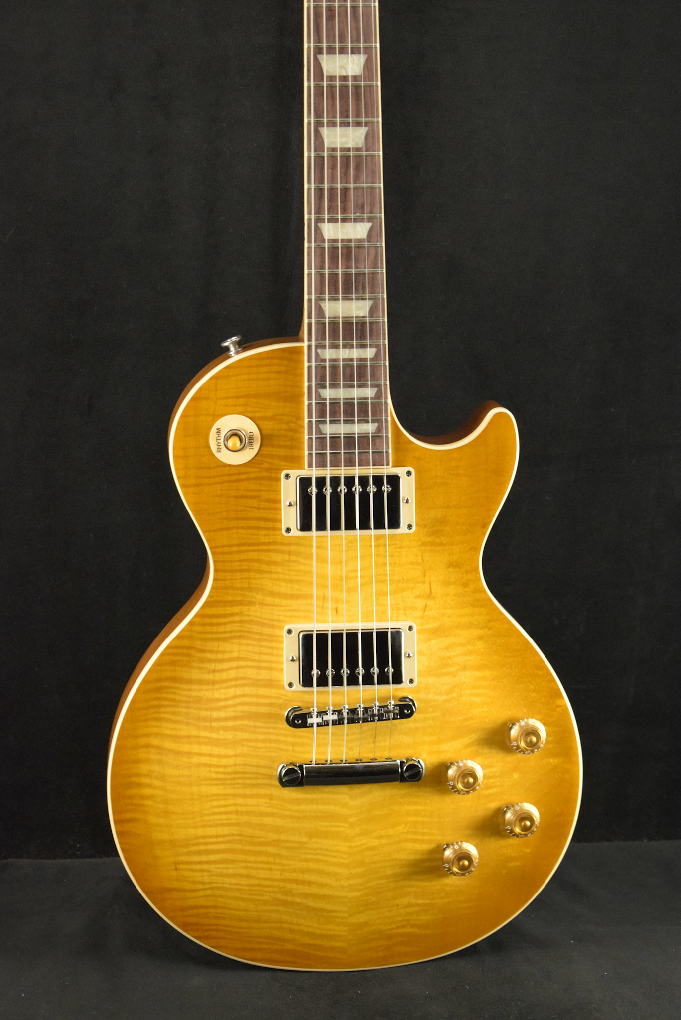 Gibsonレスポール　Standard　50s faded vintage Gibson Les Paul Standard 50s Faded Vintage Honey Burst
