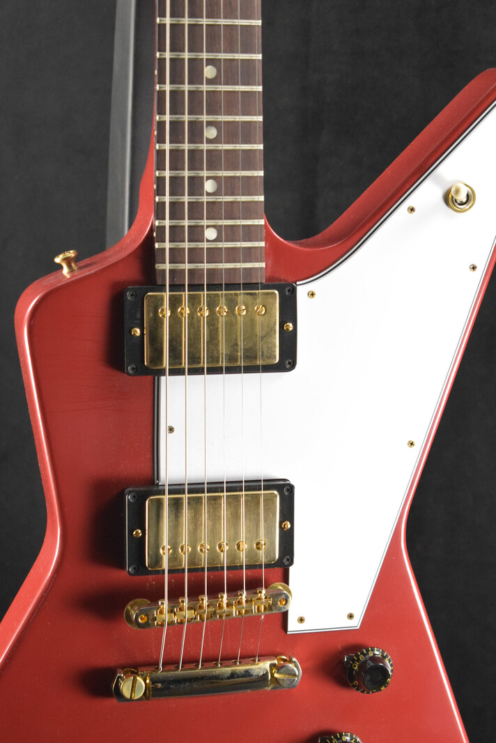 Gibson Gibson Custom Shop 1958 Korina Explorer VOS Cardinal Red Gold Hardware