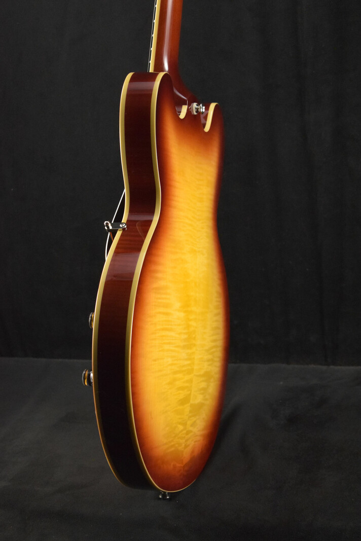 Epiphone Epiphone Inspired by Gibson ES-335 Figured Raspberry Tea Burst