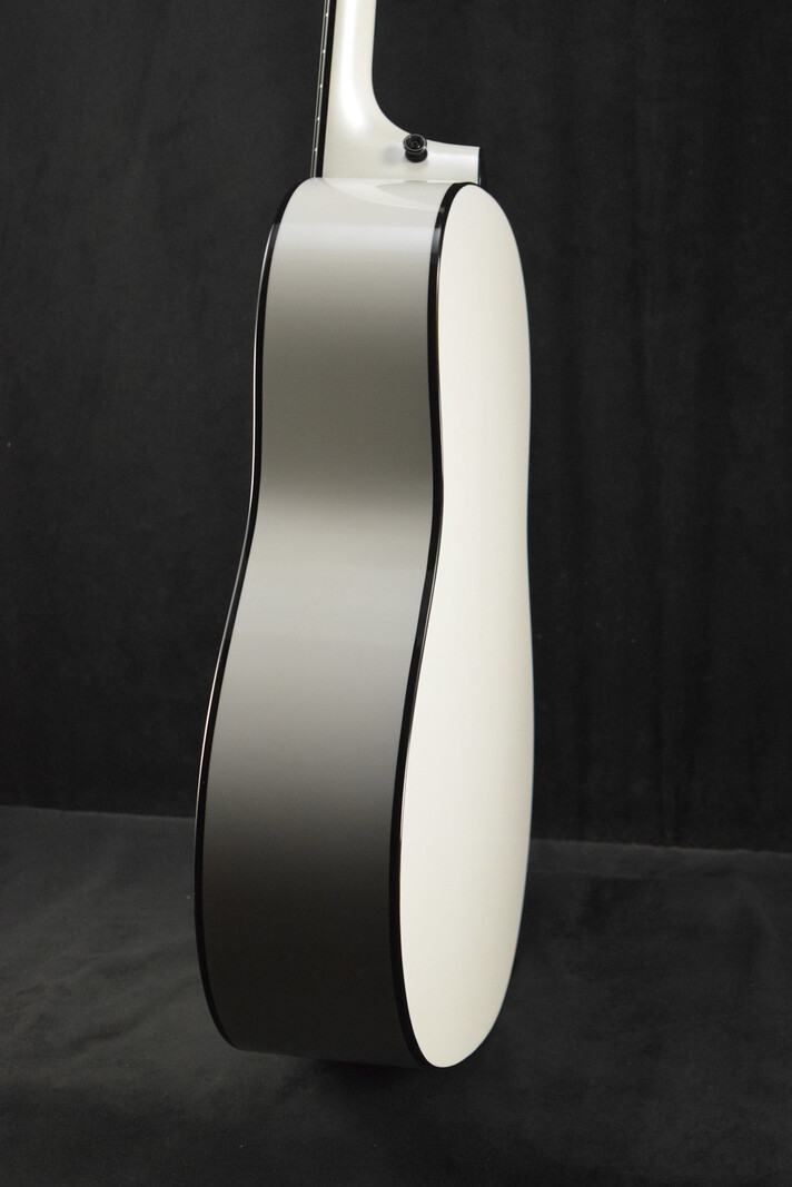 Taylor Taylor Custom #5 C17e B5005 Grand Pacific Torrefied Sitka Spruce/Mahogany Pearl White