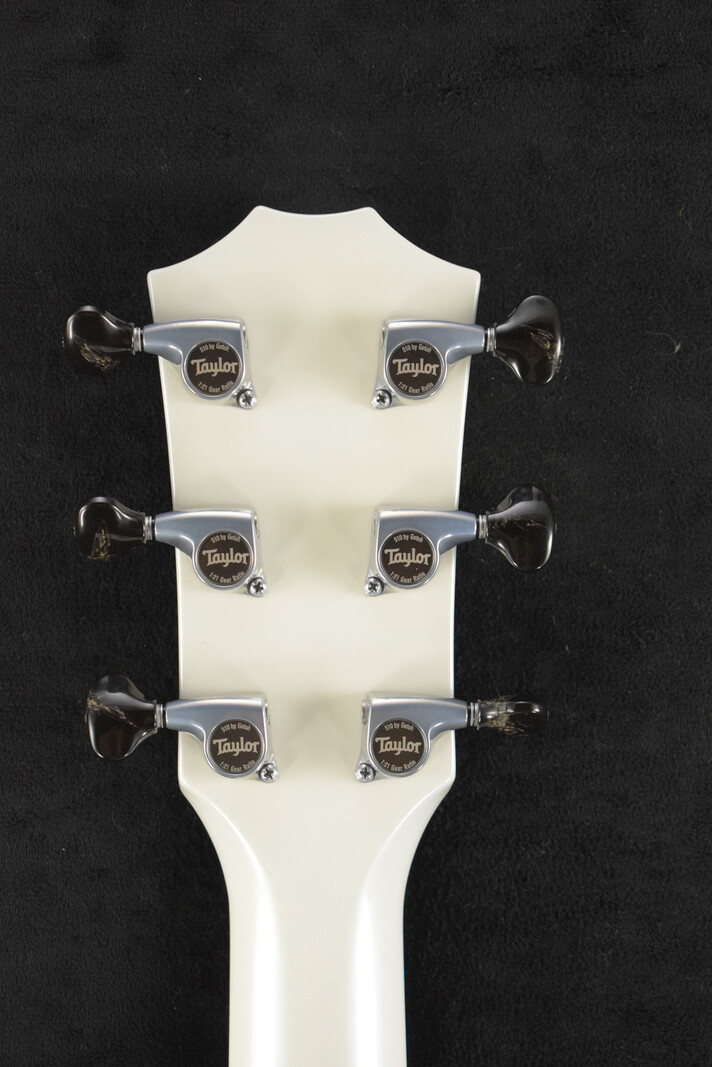 Taylor Taylor Custom #5 C17e B5005 Grand Pacific Torrefied Sitka Spruce/Mahogany Pearl White