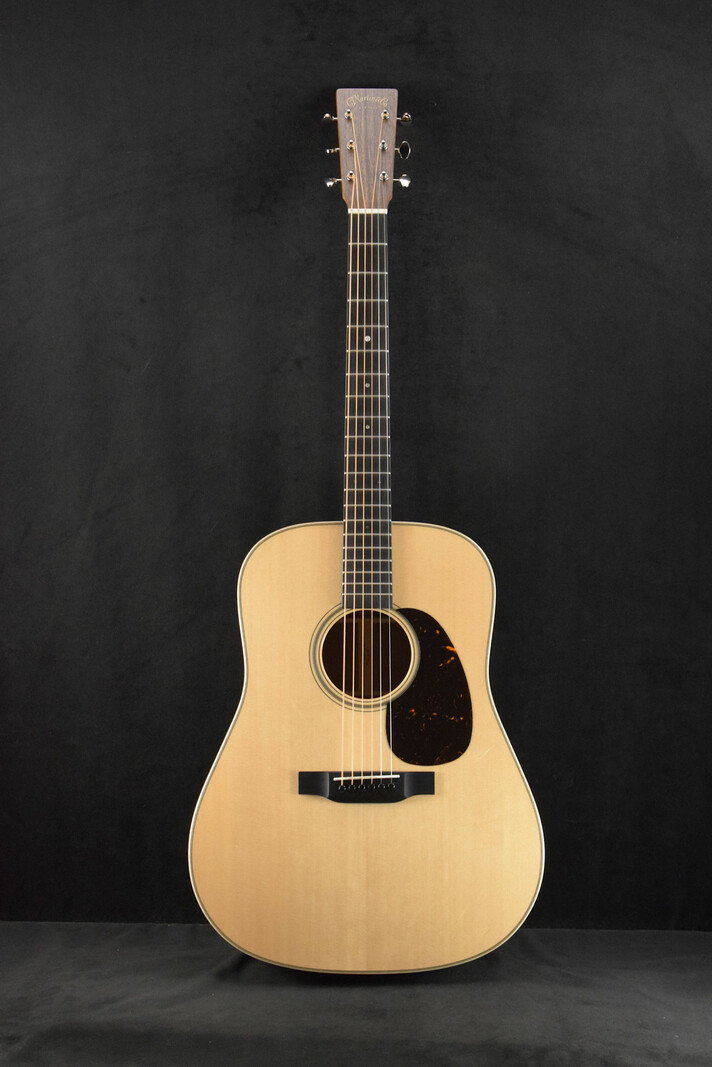 Martin Martin Custom Shop 10CMDBLKWALNUT Dreadnought 14-Fret Black Walnut