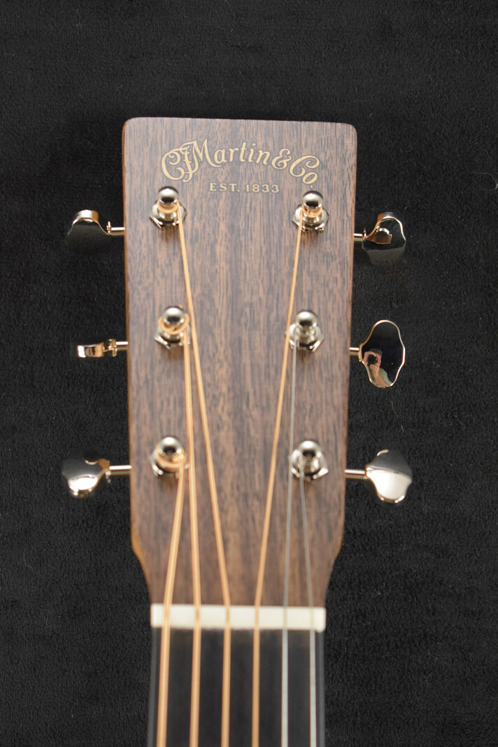 Martin Martin Custom Shop 10CMDBLKWALNUT Dreadnought 14-Fret Black Walnut
