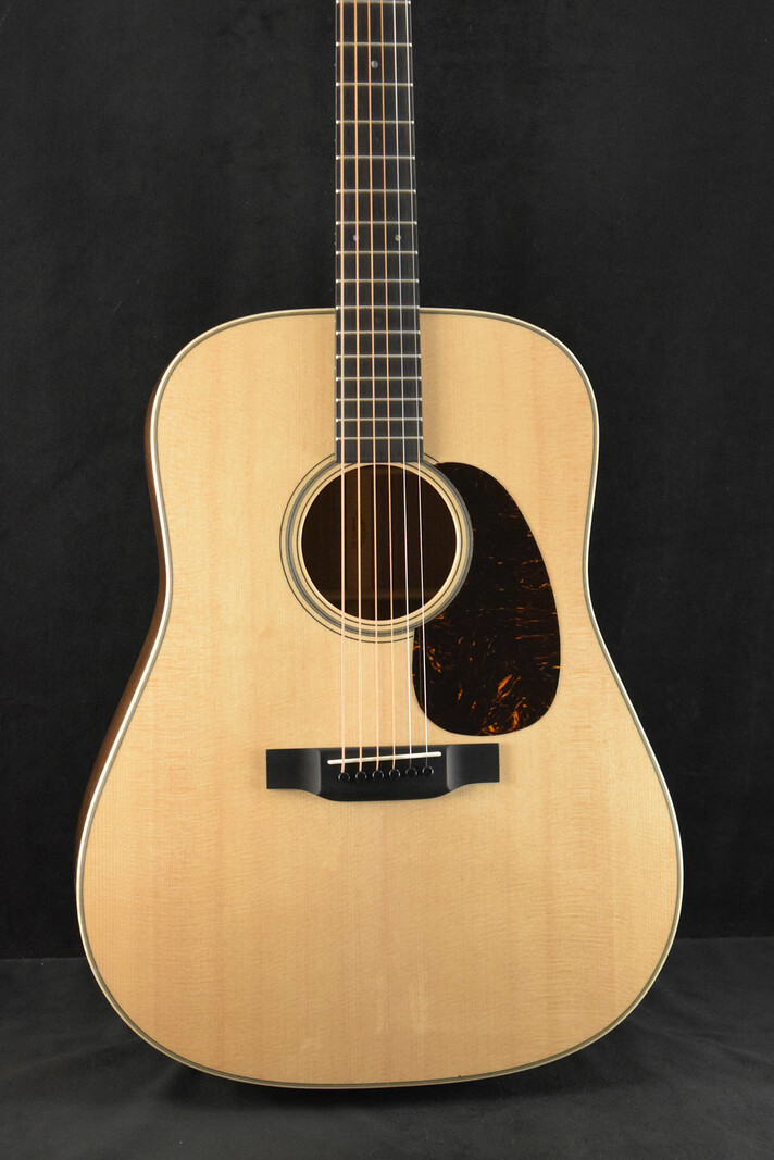 Martin Martin Custom Shop 10CMDBLKWALNUT Dreadnought 14-Fret Black Walnut