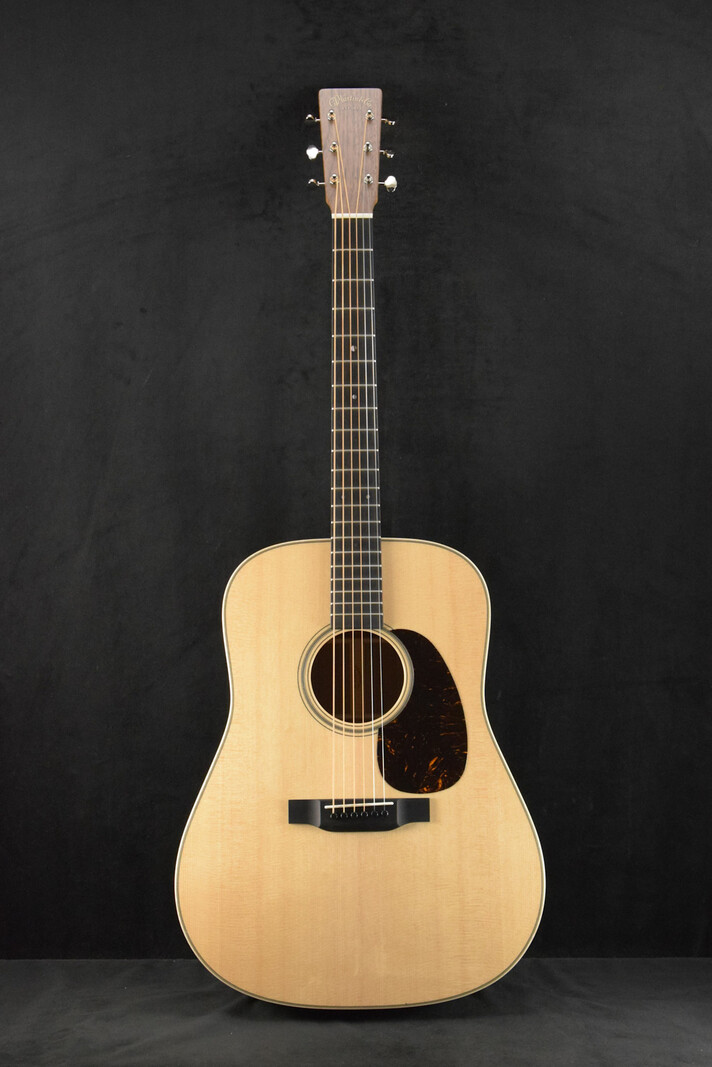 Martin Martin Custom Shop 10CMDBLKWALNUT Dreadnought 14-Fret Black Walnut