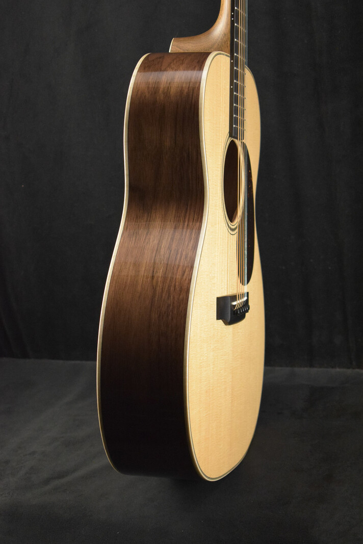 Martin Martin Custom Shop 10CM000BLKWALNUT Auditorium 14-Fret Black Walnut