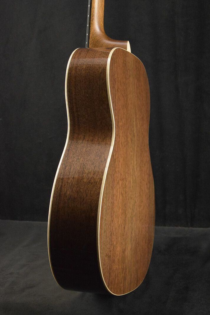 Martin Martin Custom Shop 10CM000BLKWALNUT Auditorium 14-Fret Black Walnut