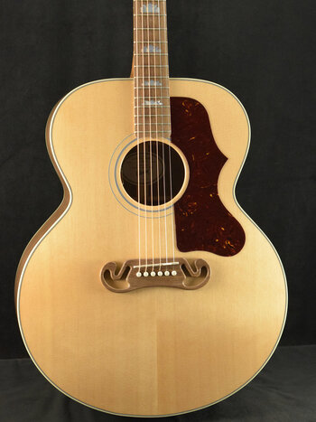 Gibson Gibson SJ-200 Studio Walnut Satin Natural