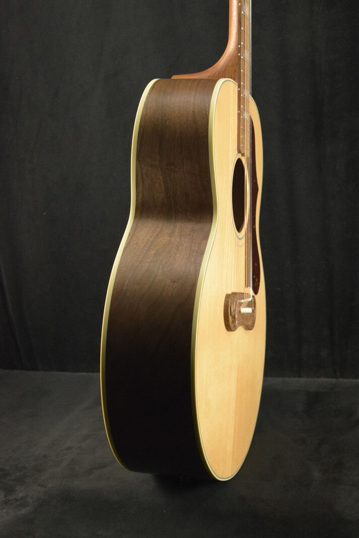 Gibson Gibson SJ-200 Studio Walnut Satin Natural