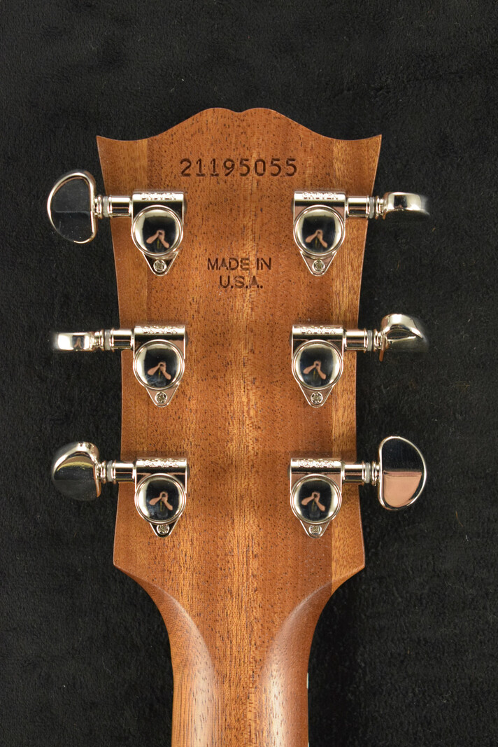 Gibson Gibson SJ-200 Studio Walnut Satin Natural