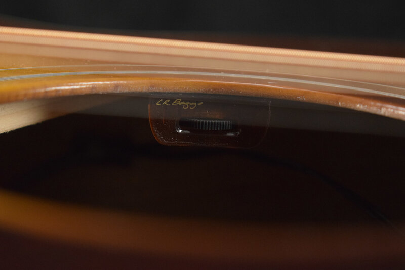 Gibson Gibson SJ-200 Studio Walnut Satin Walnut Burst