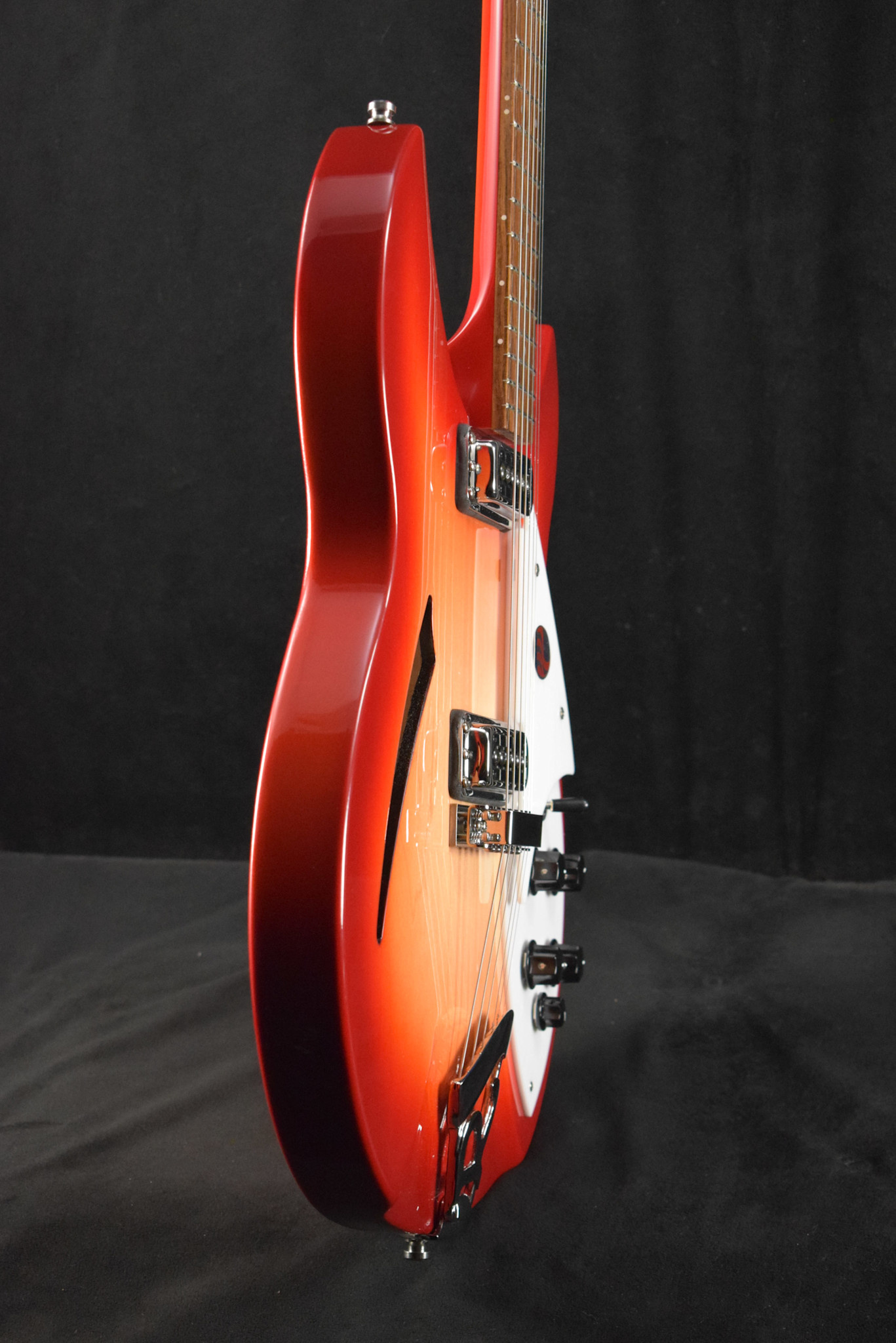 Rickenbacker Rickenbacker 330 6-String Fireglo