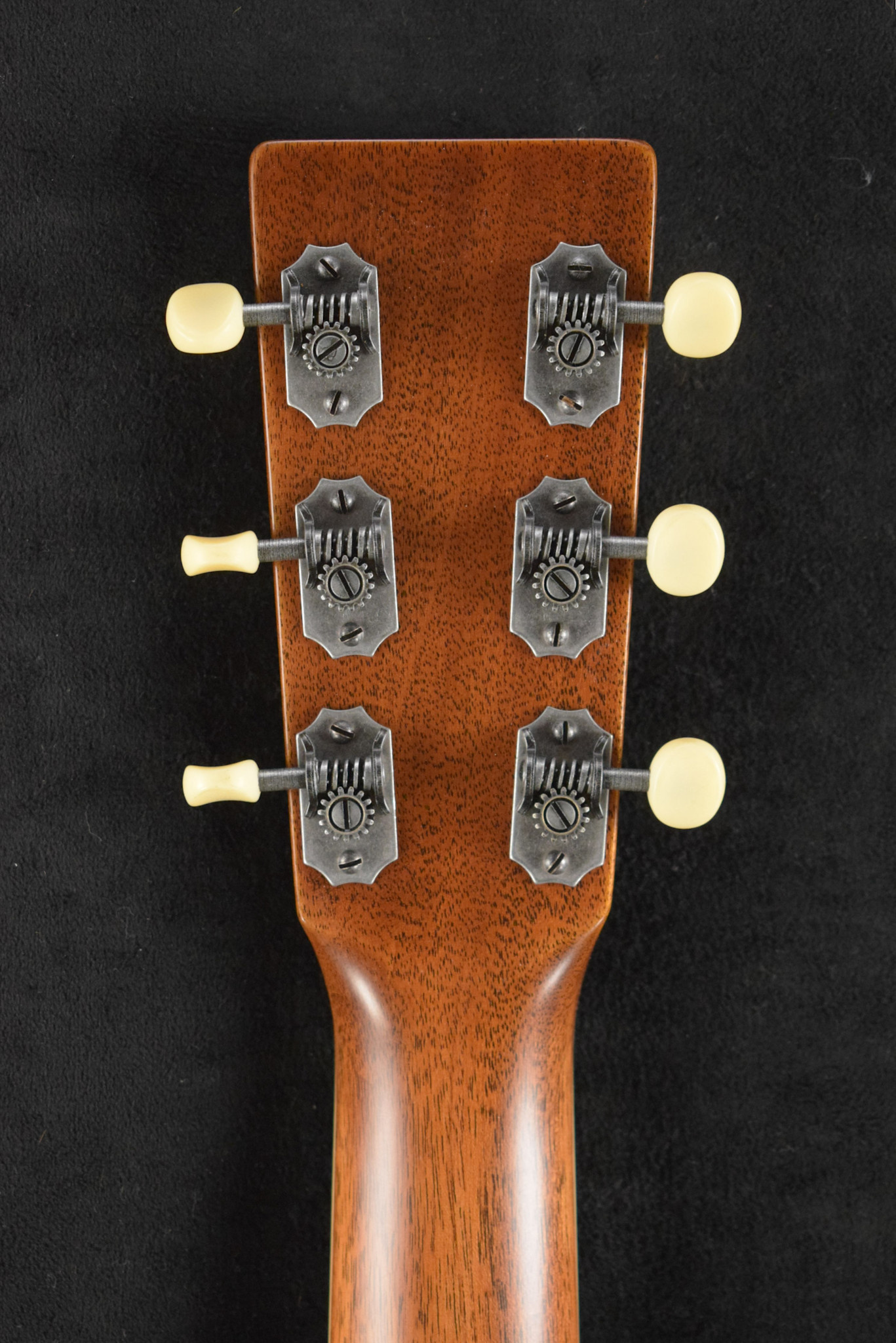 Martin Martin Custom Shop 00 Grand Concert Slope Shoulder Mahogany Natural Gloss