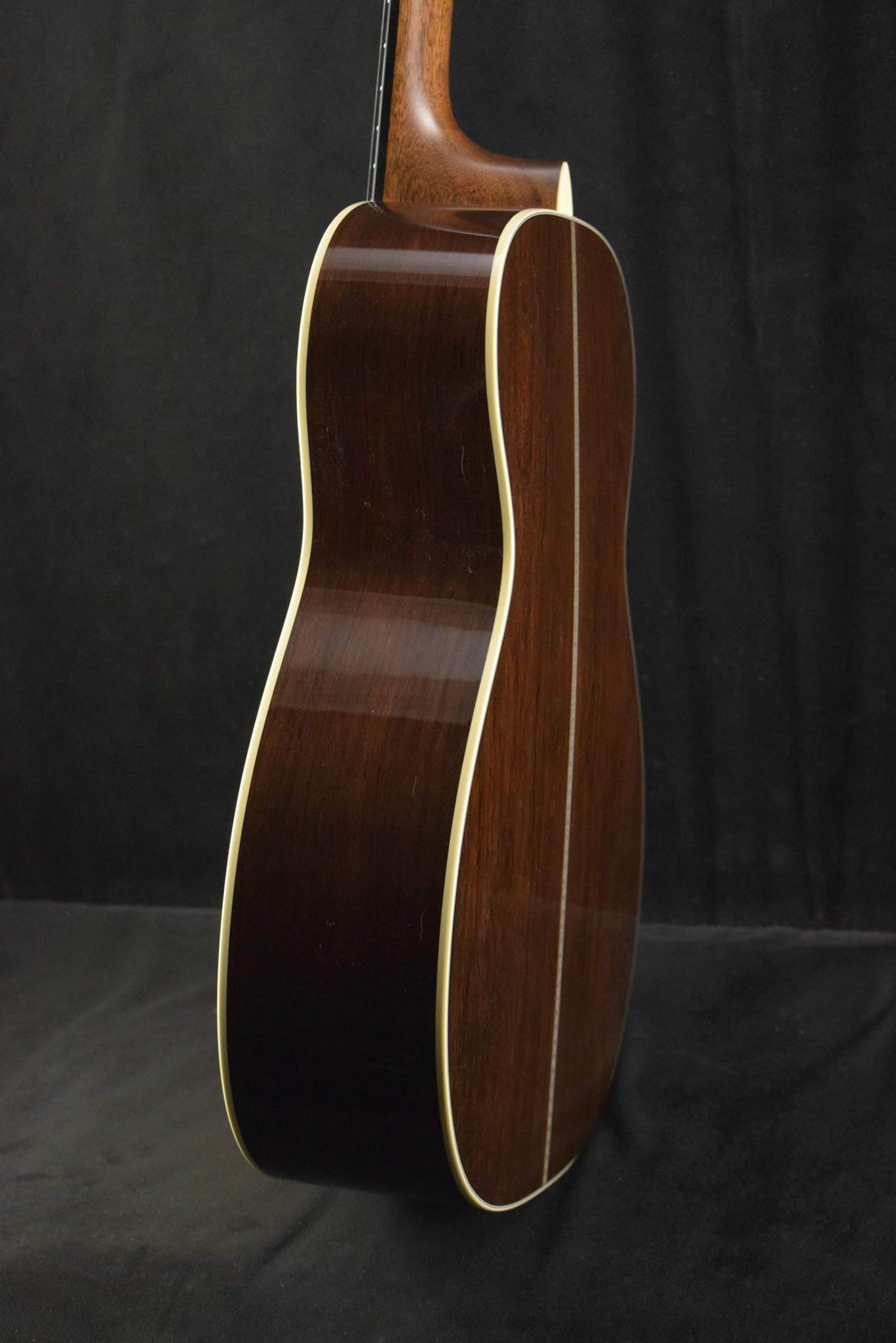 Martin Martin Custom Shop 0 Concert Madagascar Rosewood Adirondack Spruce Natural Gloss
