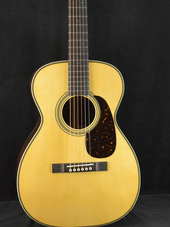 Martin Martin Custom Shop 0 Concert Madagascar Rosewood Adirondack Spruce Natural Gloss