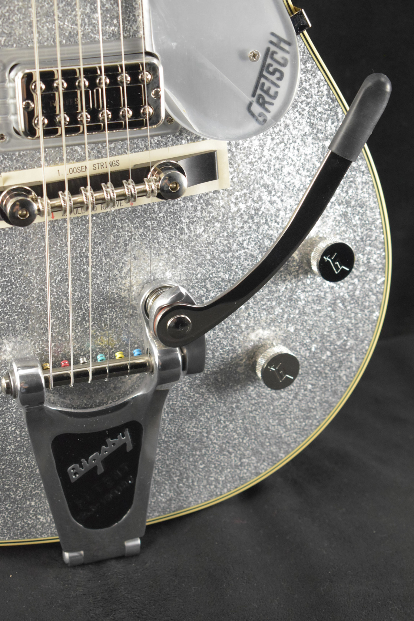 Gretsch Gretsch G6129T-59 Vintage Select ’59 Silver Jet with Bigsby TV Jones Silver Sparkle