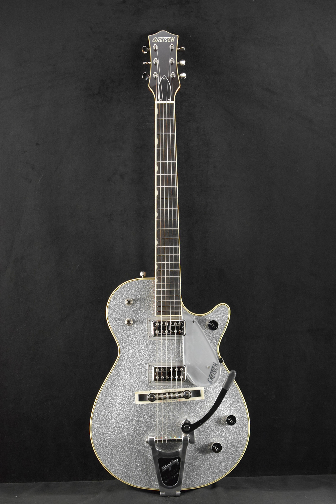 Gretsch Gretsch G6129T-59 Vintage Select ’59 Silver Jet with Bigsby TV Jones Silver Sparkle