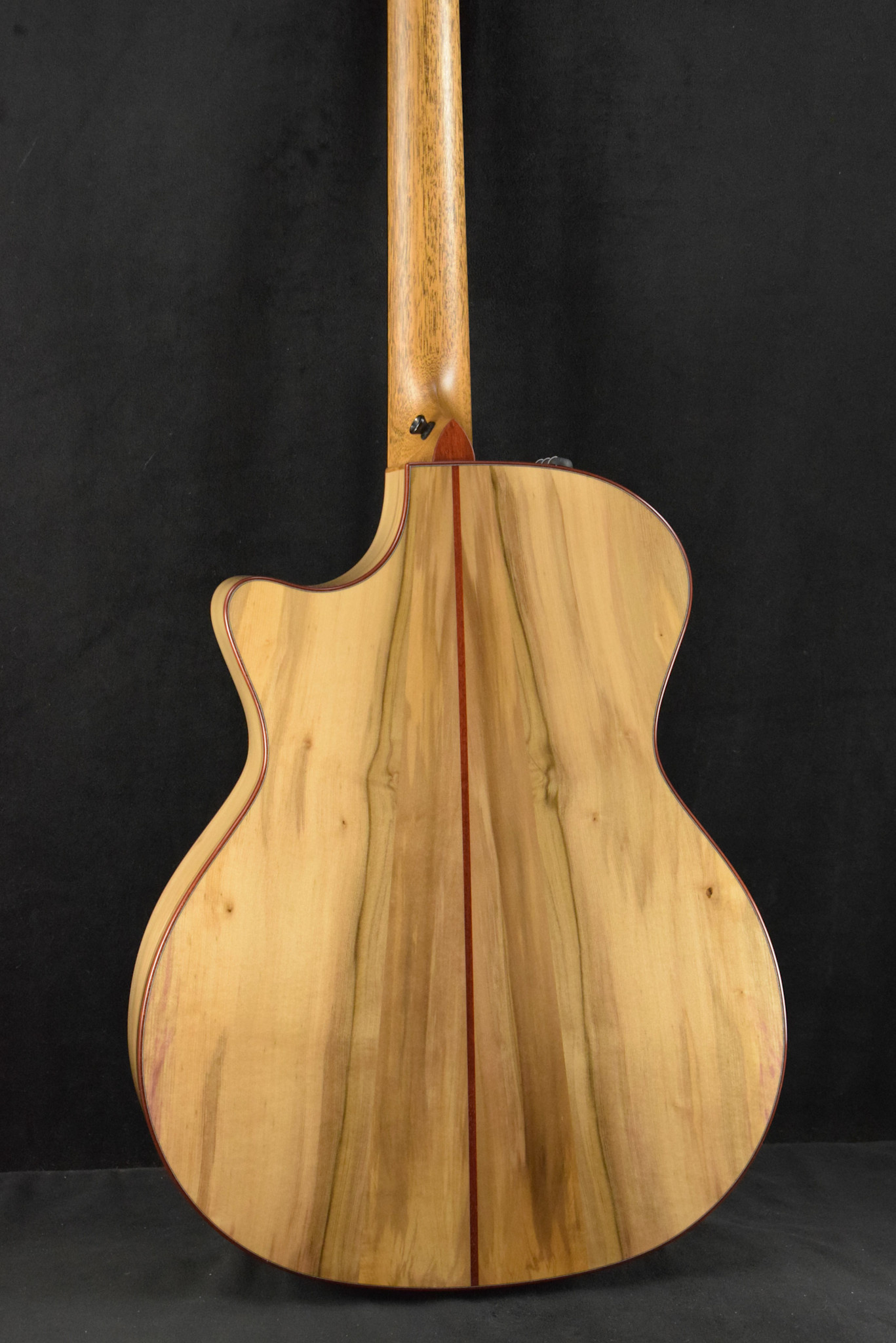 Taylor Taylor NAMM Custom #6 C14ce B5006 Grand Auditorium Bearclaw Sitka Spruce/Blackheart Sassafras