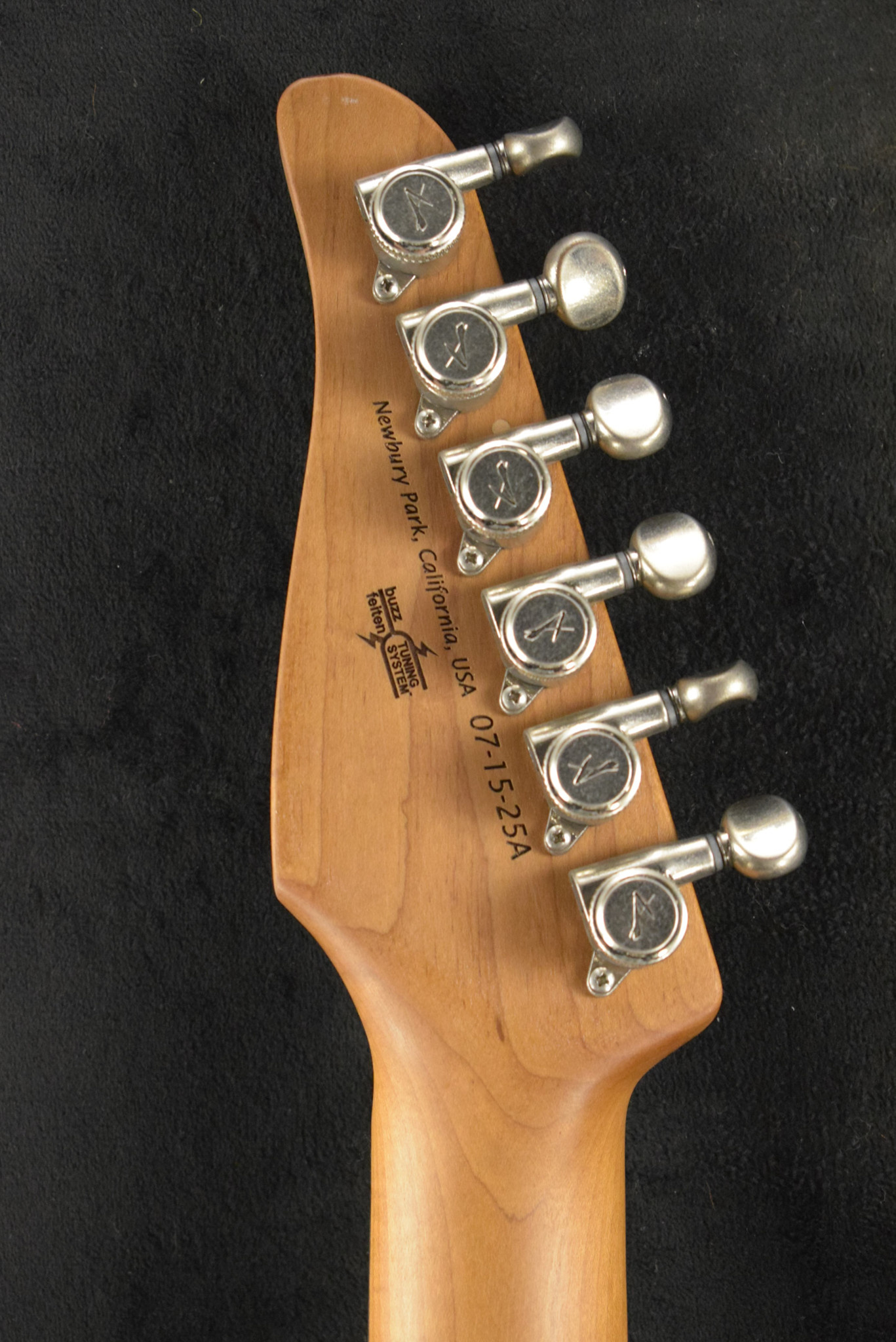 Tom Anderson Tom Anderson Raven Classic Big Sparkle Silver (In-Distress only)