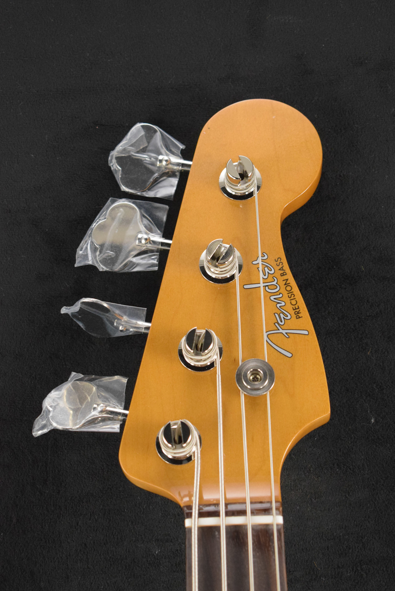 Fender Fender Vintera II '60s Precision Bass 3-Color Sunburst Rosewood Fingerboard