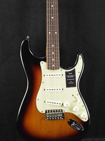 Fender Fender Vintera II '60s Stratocaster 3-Color Sunburst Rosewood Fingerboard