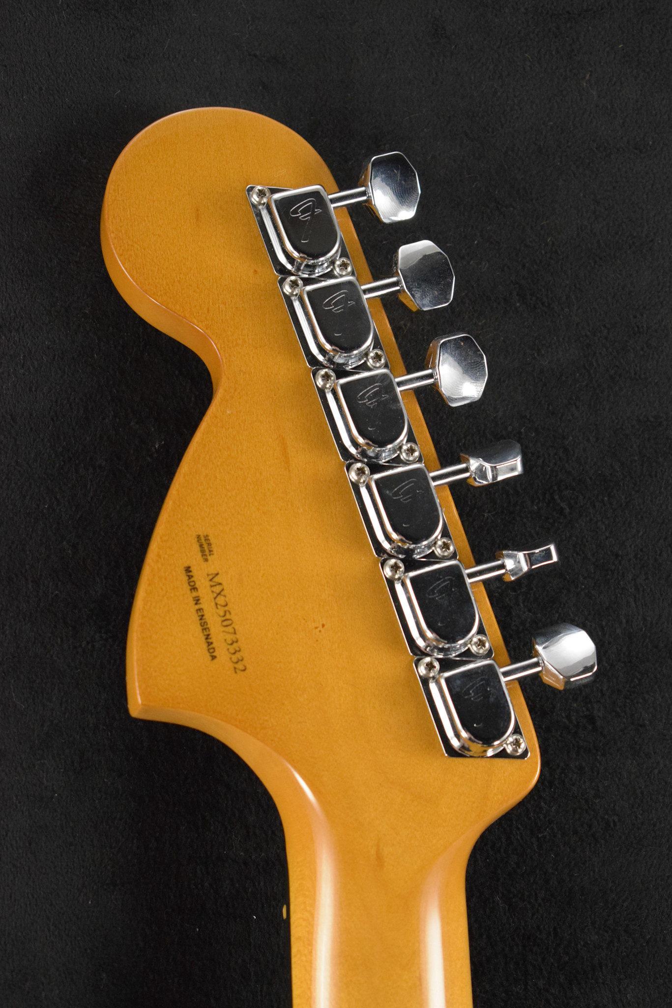 Fender Fender Vintera II '70s Jaguar Vintage White Maple Fingerboard