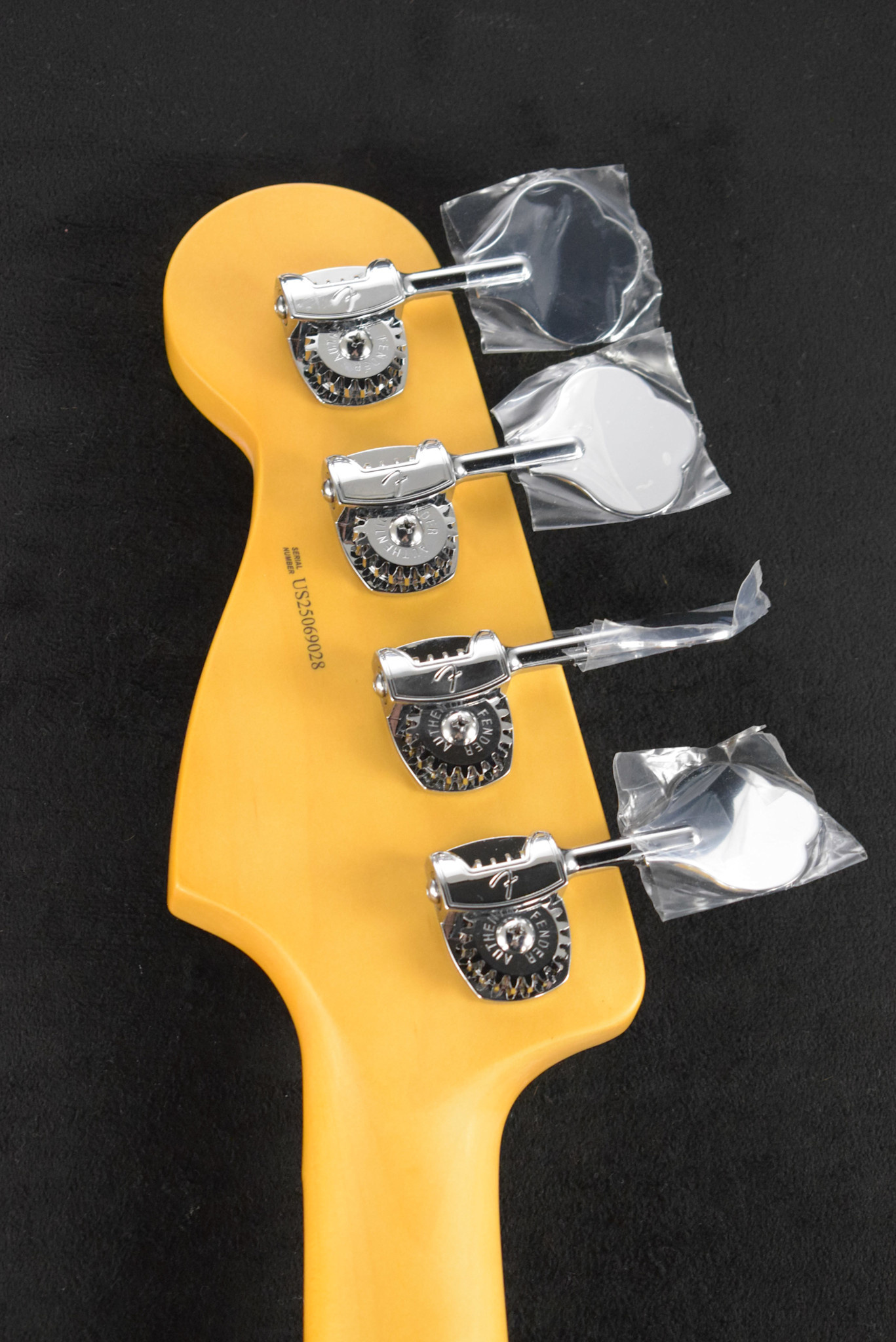 Fender Fender American Professional II Precision Bass Black Maple Fingerboard