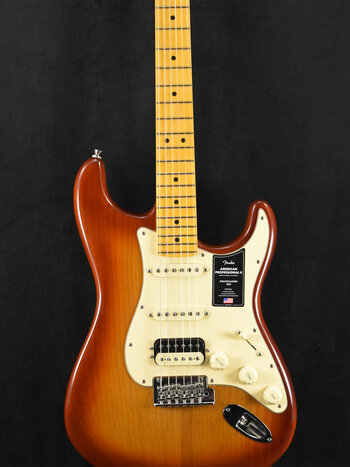 Fender Fender American Professional II Stratocaster HSS Sienna Sunburst Maple Fingerboard