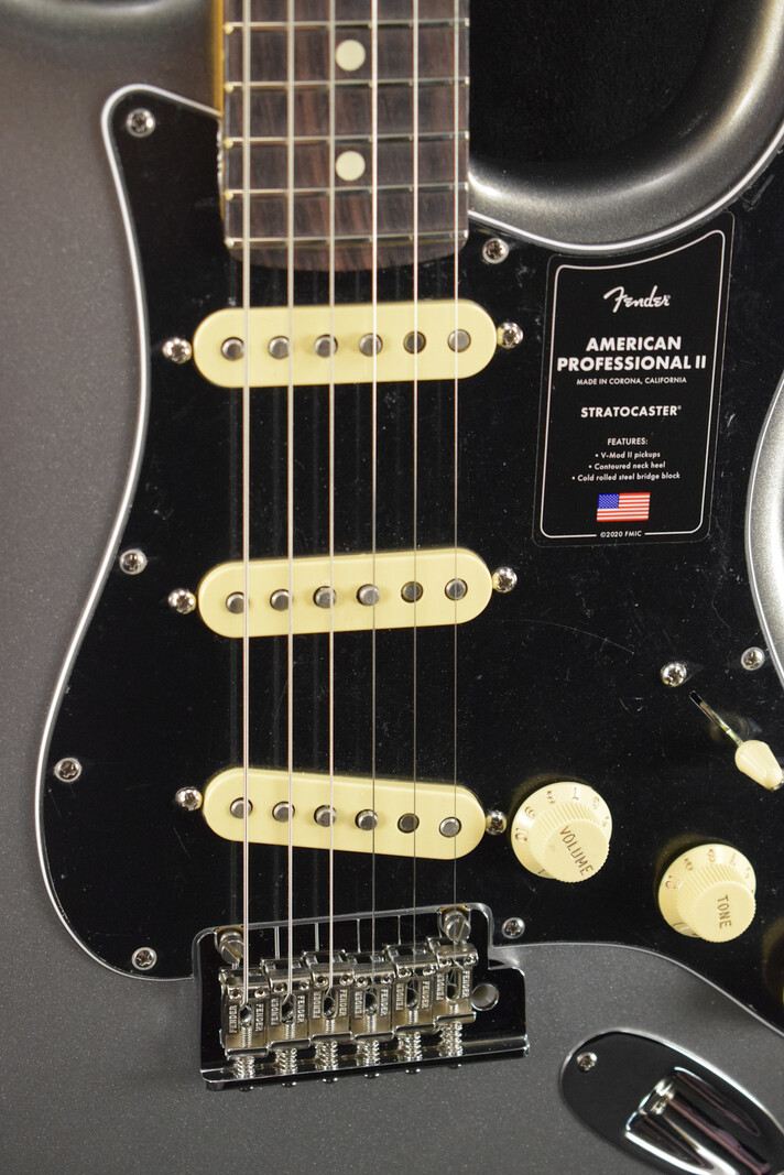 Fender Fender American Professional II Stratocaster Mercury Rosewood Fingerboard