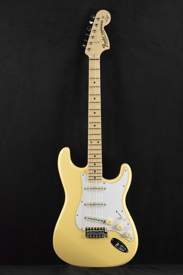 Fender Fender Yngwie Malmsteen Stratocaster Vintage White Scalloped Maple Fingerboard