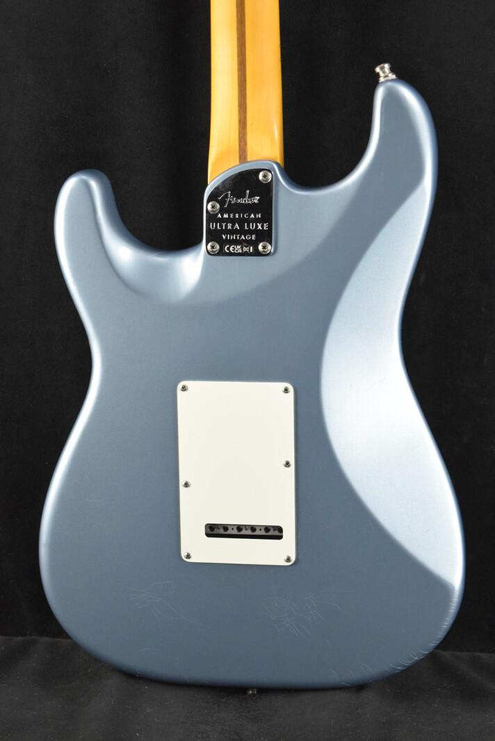 Fender Fender American Ultra Luxe Vintage '60s Stratocaster Ice Blue Metallic Rosewood Fingerboard
