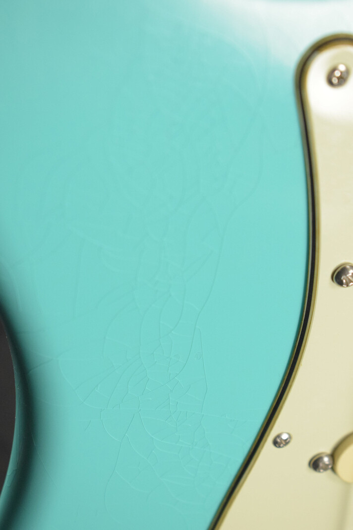 Fender Fender American Ultra Luxe Vintage '60s Stratocaster HSS Sea Foam Green Rosewood Fingerboard