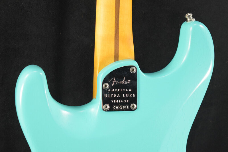 Fender Fender American Ultra Luxe Vintage '60s Stratocaster HSS Sea Foam Green Rosewood Fingerboard