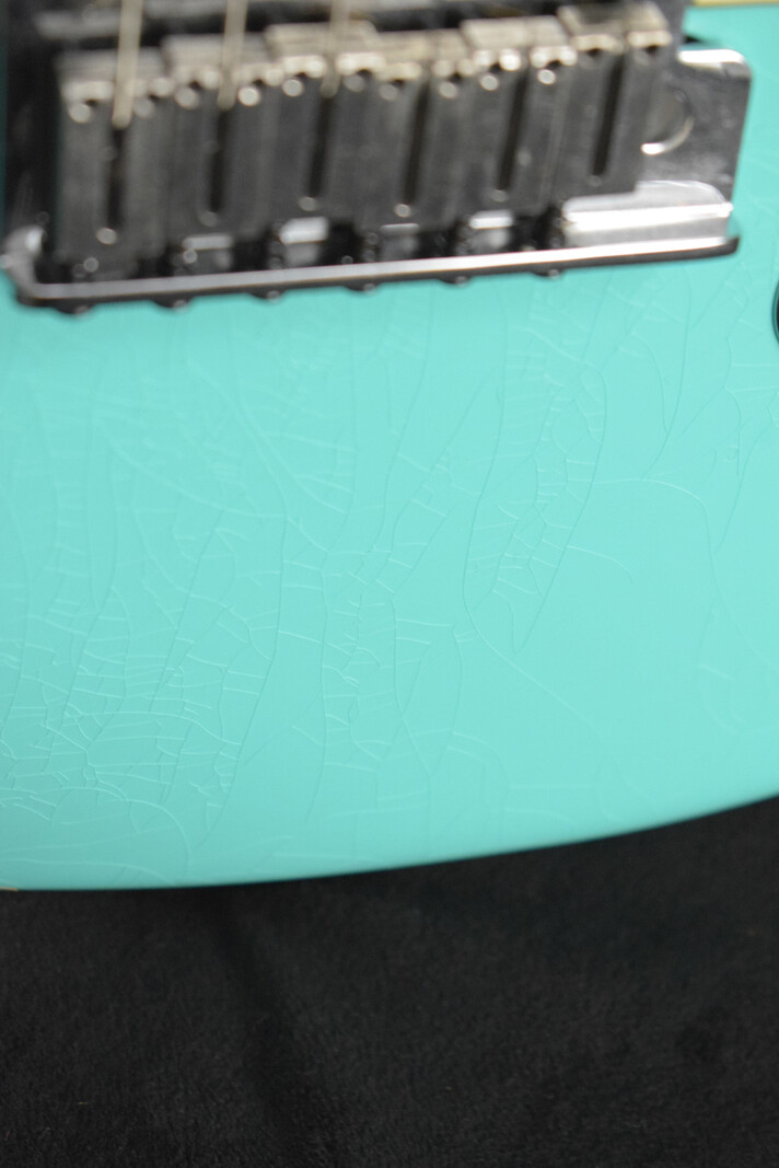 Fender Fender American Ultra Luxe Vintage '60s Stratocaster HSS Sea Foam Green Rosewood Fingerboard